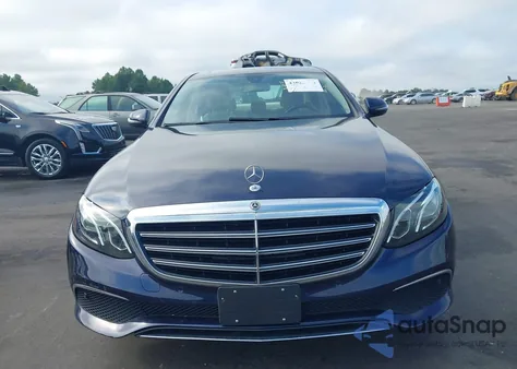 2018 Mercedes-Benz E 300 4Matic из США, поврежденный, VIN WDDZF4KB9JA362051